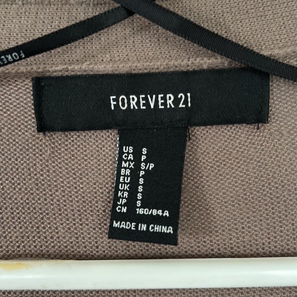 Cardigan - Picture 3 of 3